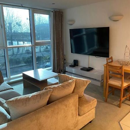 1 Bedroom Apartment Royal Docks Londyn Zewnętrze zdjęcie