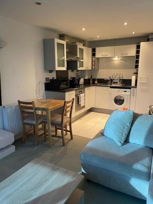 1 Bedroom Apartment Royal Docks Londyn Zewnętrze zdjęcie